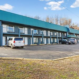 Oyo Hotel Mt Vernon Ky - Renfro Valley I-75