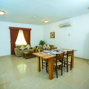 La Villa Inn Furnished And Semi Furnished Apartments
